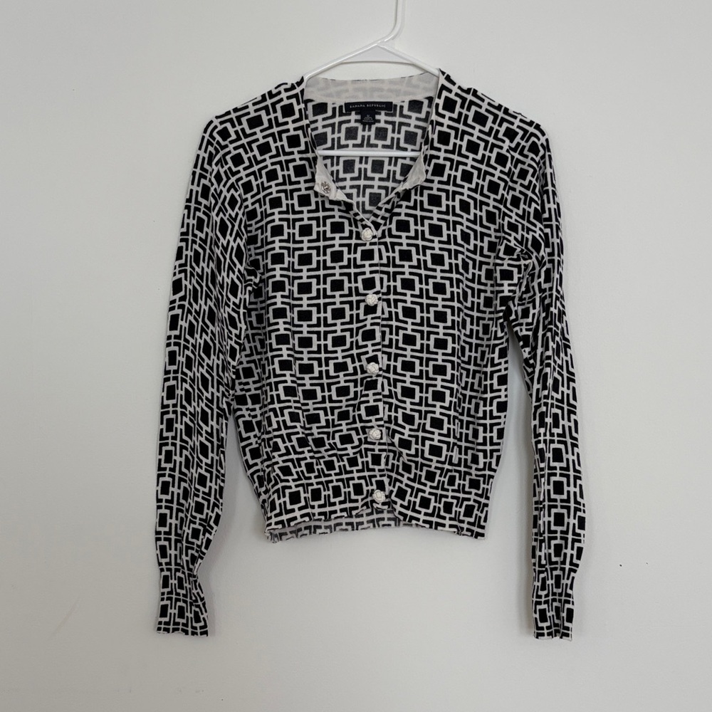 Banana Republic Geometric Black and White Women's Sweater
